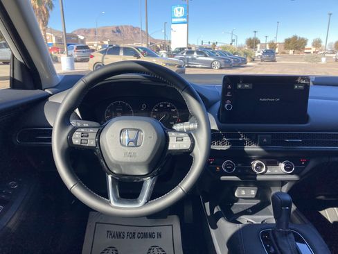 New 2026 Honda HR-V EX-L image 16