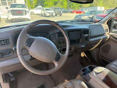 Used 2002 Ford Excursion Limited RWD image 8