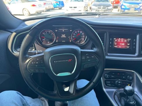 Used 2016 Dodge Challenger R/T w/ Cold Weather Group RWD image 21