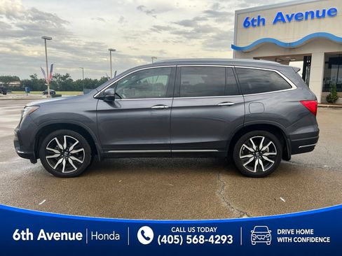 Used 2019 Honda Pilot Touring image 8