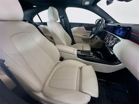 Used 2026 Mercedes-Benz CLA 250 image 27