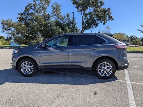 Used 2022 Ford Edge SEL image 7