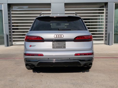 Certified 2022 Audi SQ7 Prestige w/ Prestige Package image 8