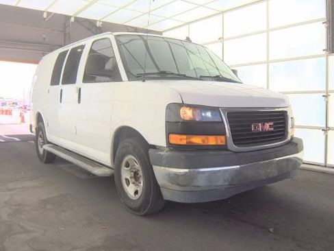 Used 2020 GMC Savana 2500 w/ Driver Convenience Package image 1