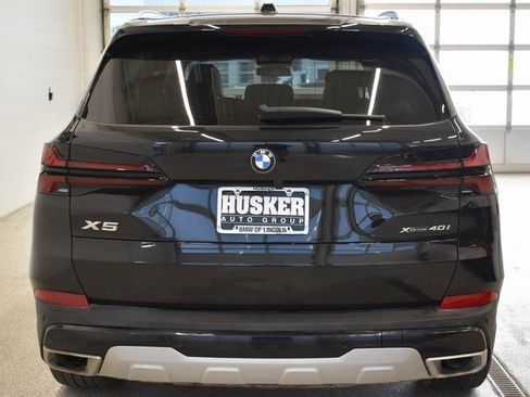Used 2025 BMW X5 xDrive40i w/ Premium Package image 11