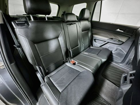 Used 2021 Volkswagen Atlas SE w/ Panoramic Sunroof Package AWD/4WD image 27