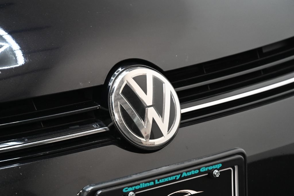 Used 2019 Volkswagen Golf R 4-Door AWD/4WD image 10