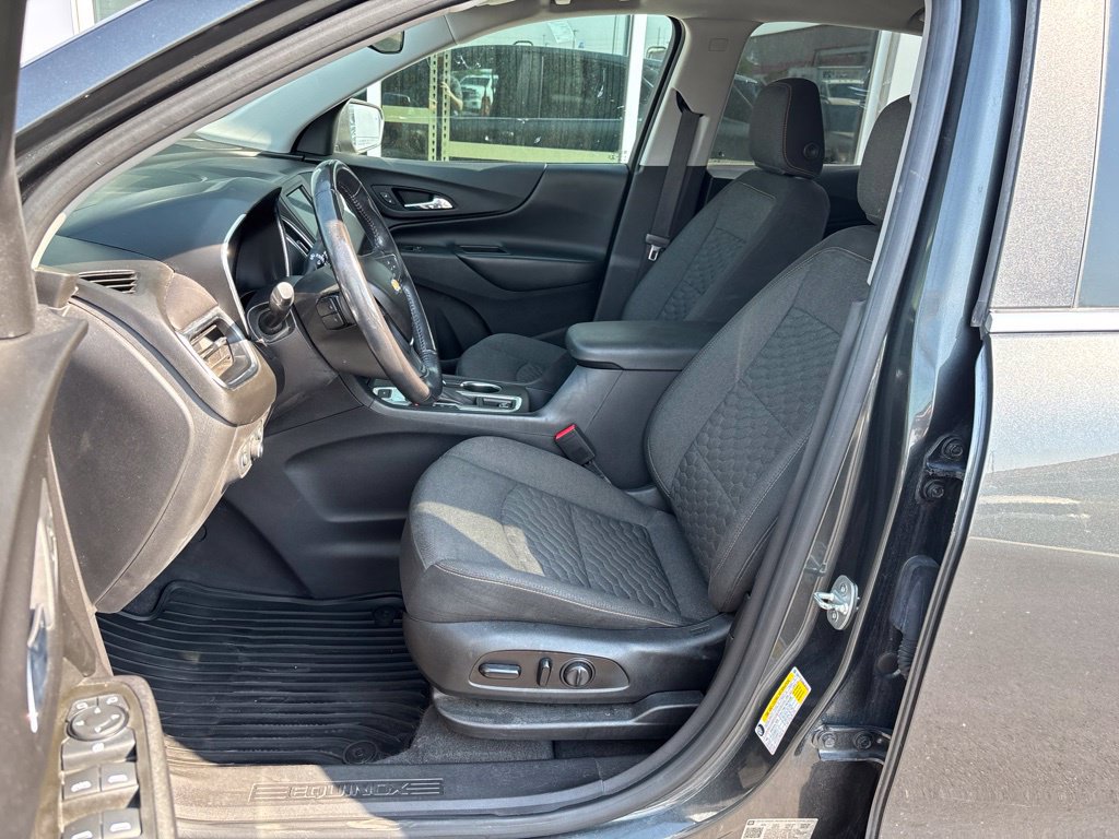 Used 2021 Chevrolet Equinox LT AWD/4WD image 13