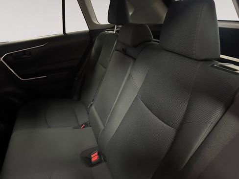 Used 2023 Toyota RAV4 LE AWD/4WD image 13