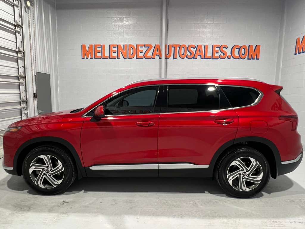 Used 2022 Hyundai Santa Fe SEL w/ Cargo Package FWD image 2