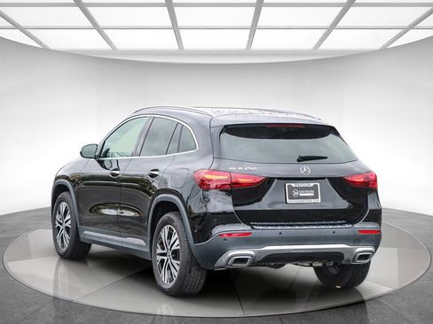 Certified 2025 Mercedes-Benz GLA 250 image 2