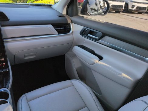 Used 2026 GMC Terrain Denali AWD/4WD image 16