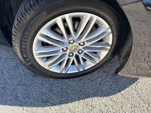 Used 2014 Lexus ES 350 w/ Luxury Package image 12