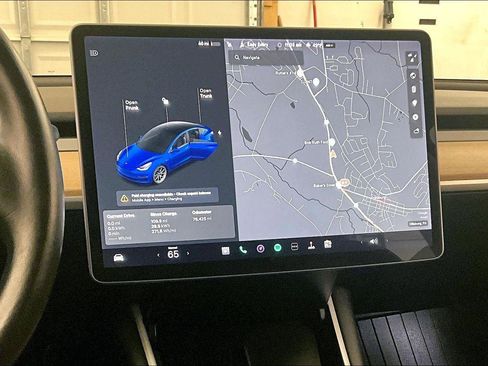 Used 2018 Tesla Model 3 Performance image 6