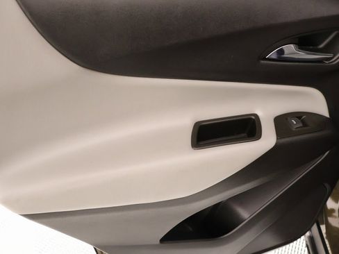 Used 2023 Chevrolet Equinox LT w/ LPO, Floor Liner Package image 15