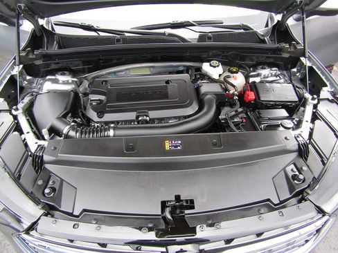 Used 2023 Buick Envision Essence AWD/4WD image 40