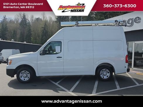 Used 2019 Nissan NV 2500 SV RWD image 2