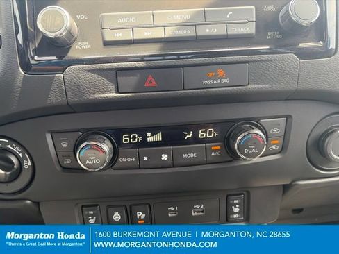 Used 2022 Nissan Frontier SV AWD/4WD image 24