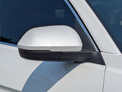 New 2026 Volkswagen Atlas Cross Sport SEL image 10