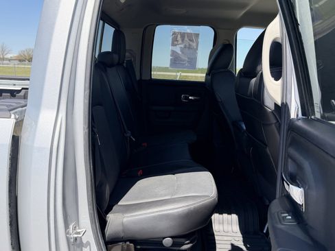 Used 2014 RAM 1500 Laramie RWD image 20