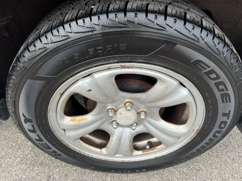 Used 2004 Subaru Forester 2.5X AWD/4WD image 4
