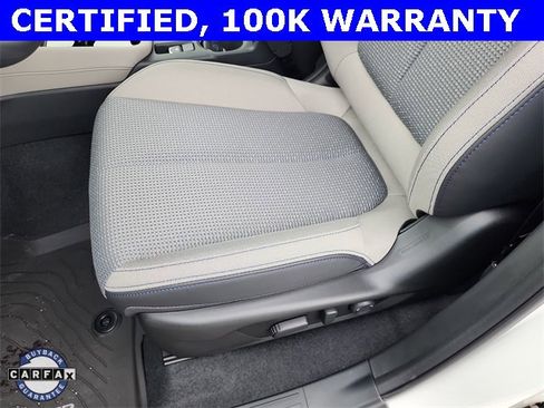 Used 2025 Subaru Forester Premium image 15