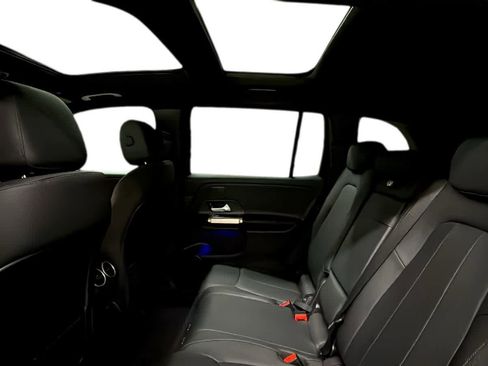 Certified 2024 Mercedes-Benz GLB 250 4MATIC image 6