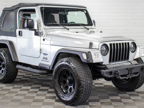 Used 2005 Jeep Wrangler X w/ Tire & Wheel Group (Ecco) AWD/4WD image 1