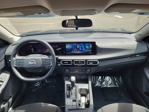 New 2027 Nissan Sentra S w/ Floor Mat Package FWD image 9