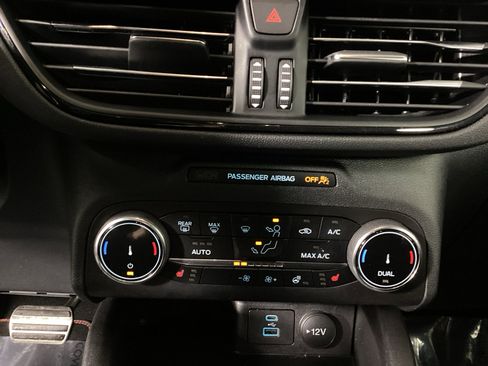 Used 2023 Ford Escape ST-Line image 28