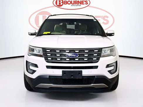 Used 2016 Ford Explorer Limited w/ Equipment Group 301A AWD/4WD image 6