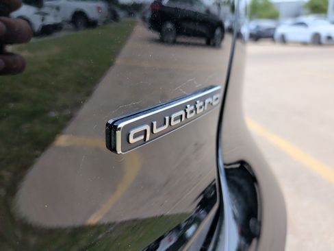 Certified 2024 Audi Q4 e-tron Premium Plus w/ Premium Plus AWD/4WD image 39