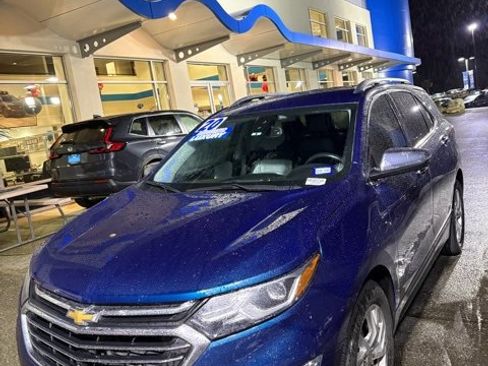Used 2020 Chevrolet Equinox Premier image 2