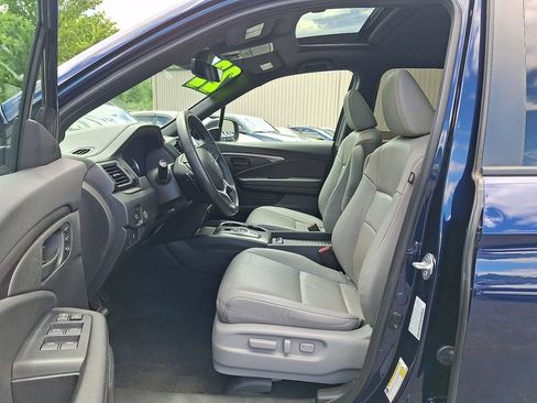 Used 2022 Honda Passport EX-L image 3