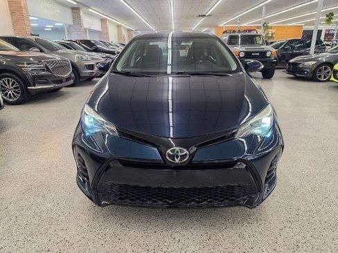 Used 2019 Toyota Corolla SE FWD image 2