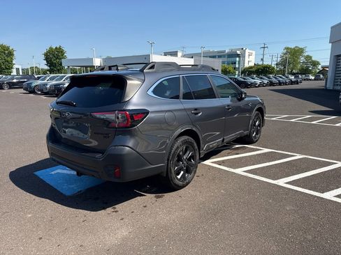 Used 2020 Subaru Outback Onyx Edition XT AWD/4WD image 5