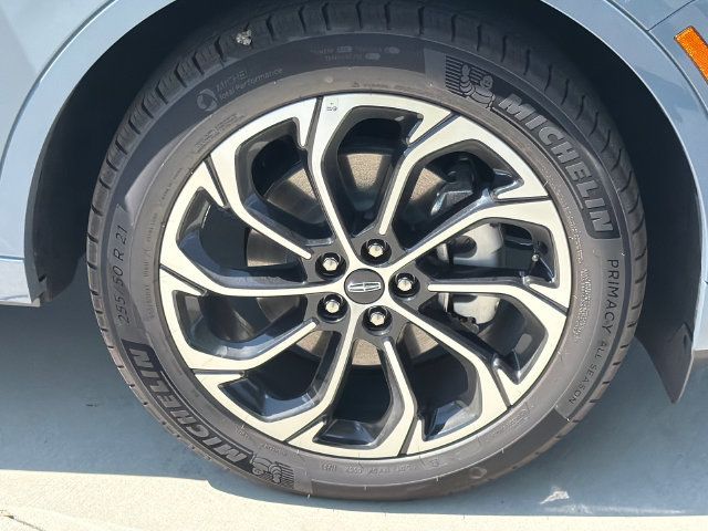 New 2026 Lincoln Nautilus Reserve AWD/4WD image 13