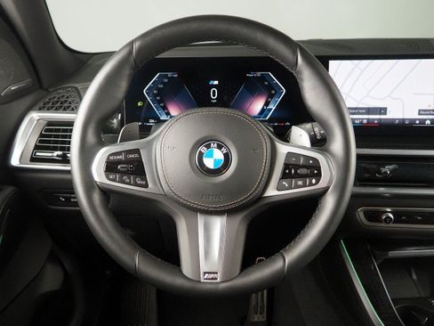 Used 2026 BMW X5 sDrive40i w/ M Sport Package RWD image 18
