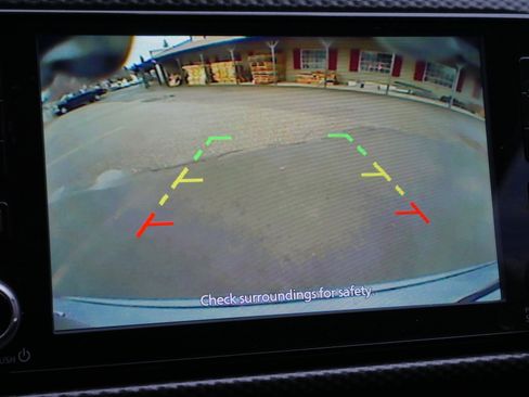 Used 2021 Nissan Kicks SV w/ Exterior Package image 10