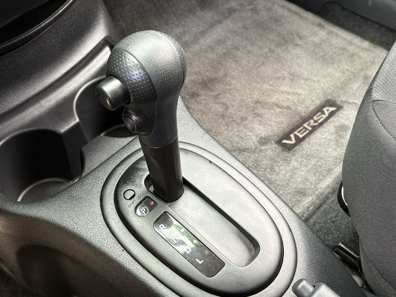 Used 2015 Nissan Versa Note S Plus FWD image 29