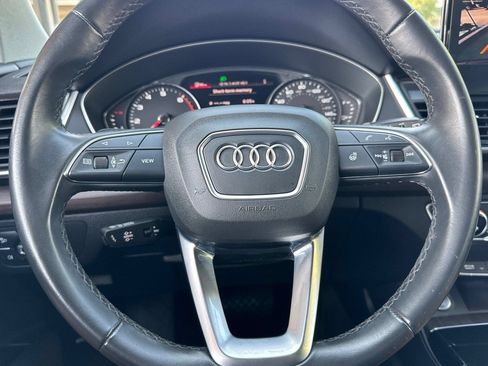 Used 2023 Audi Q5 2.0T Premium w/ Convenience Package AWD/4WD image 11