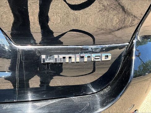Used 2021 Jeep Grand Cherokee L Limited AWD/4WD image 23