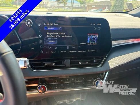Used 2025 Chevrolet Equinox RS FWD image 20