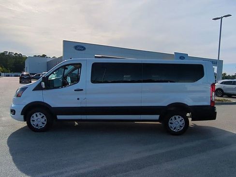 Used 2023 Ford Transit 350 XLT RWD image 7