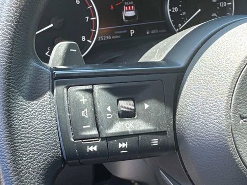 Used 2023 Nissan Rogue S FWD image 28