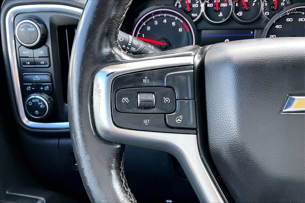Used 2021 Chevrolet Silverado 1500 LT AWD/4WD image 12