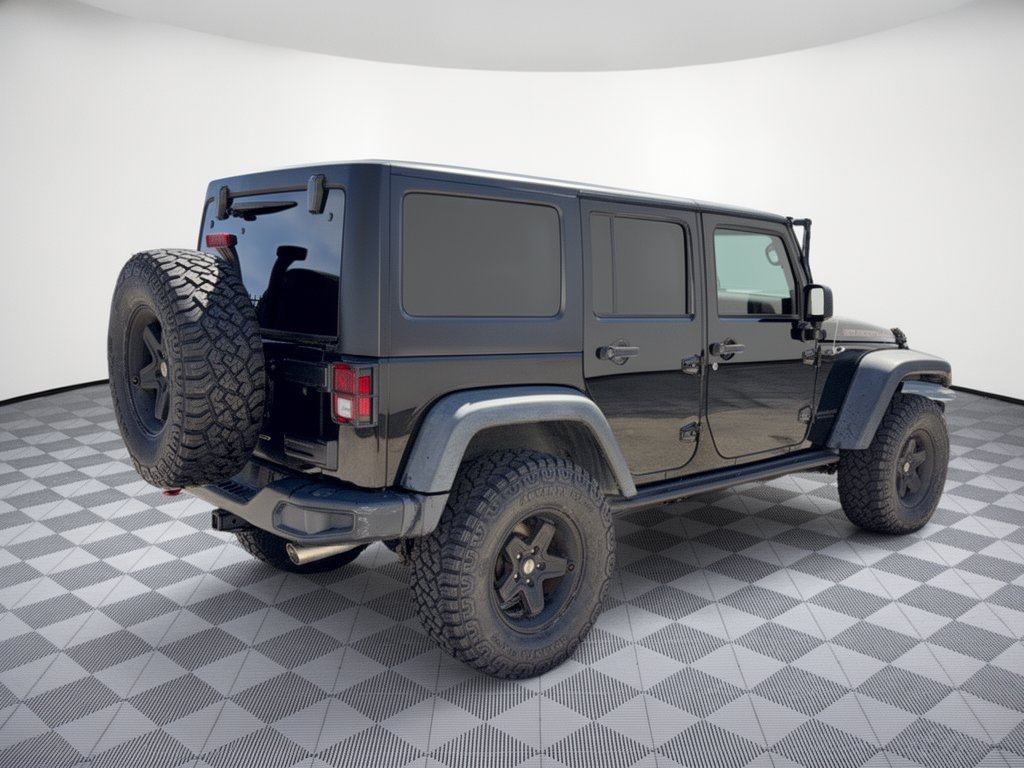 Used 2015 Jeep Wrangler Unlimited Rubicon AWD/4WD image 9