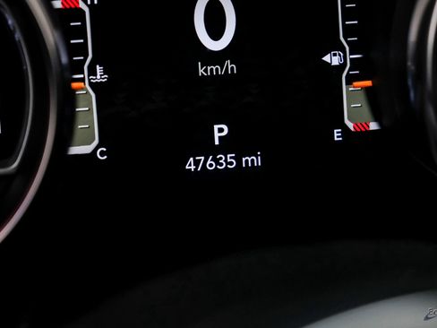 Used 2022 Jeep Wrangler Unlimited Rubicon w/ Xtreme Recon 35" Tire Package image 77