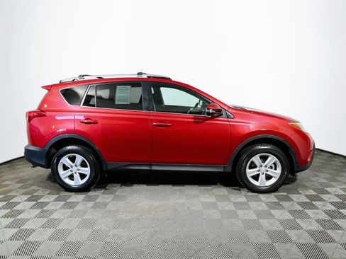 Used 2014 Toyota RAV4 XLE AWD/4WD image 8