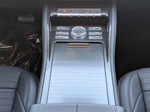 New 2026 Lincoln Nautilus Reserve w/ Jet Appearance Package image 17